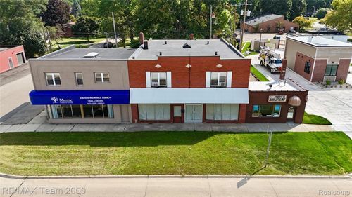 33309 7 Mile Rd, Livonia, MI, 48152-1368 | Card Image