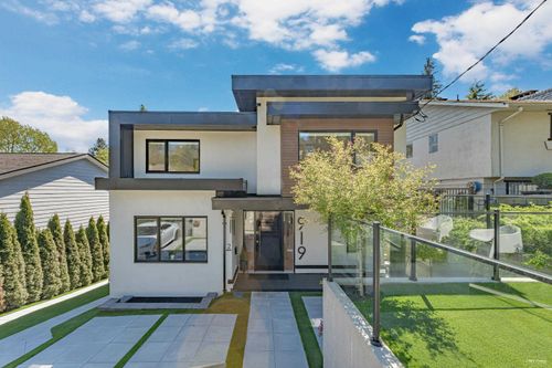 919 E 4th St, North Vancouver, BC, V7L1K3 | Card Image