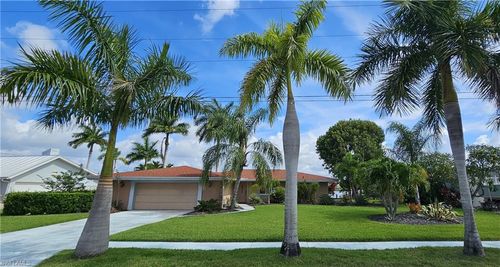 1802 Lakeview Blvd, NORTH FORT MYERS, FL, 33903-4634 | Card Image