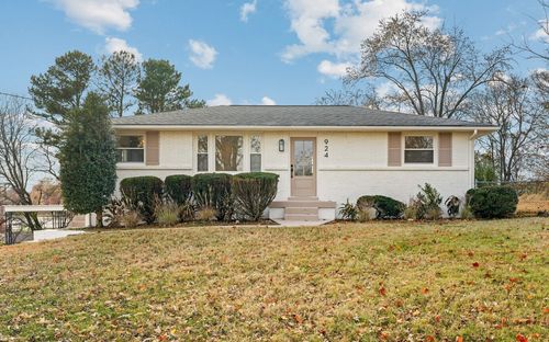 924 Shauna Dr, Nashville, TN, 37214-3713 | Card Image