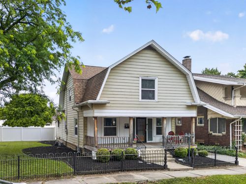 618 Yeoman St, Washington Court House, OH, 43160-2139 | Card Image