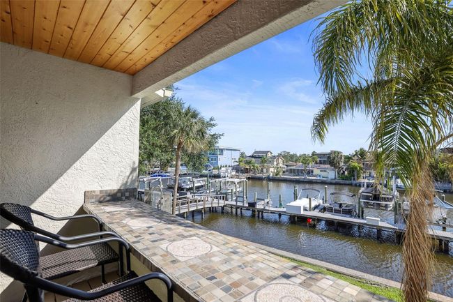 2383 Hanover Dr, Townhouse with 2 bedrooms, 3 bathrooms and null parking in DUNEDIN FL | Image 5