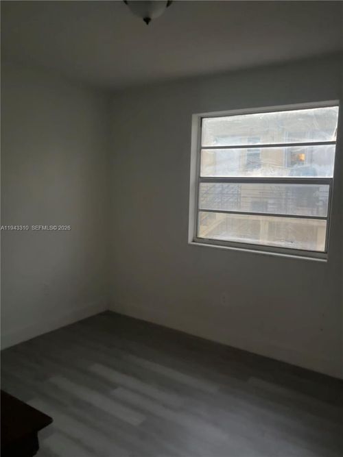 apt-4-1320 Sw 6th St, Miami, FL, 33135-3931 | Card Image