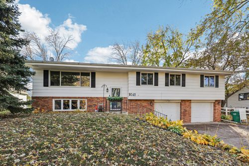 9141 35th Ave N, New Hope, MN, 55427-1709 | Card Image