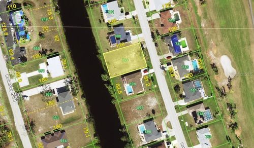 137 Rotonda Cir, ROTONDA WEST, FL, 33947-2246 | Card Image