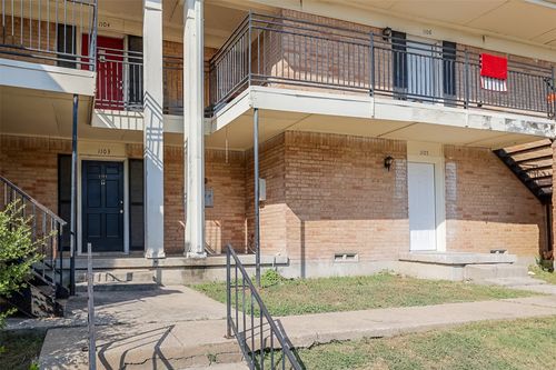 1105-5055 Ridglea Ln, Fort Worth, TX, 76116-8311 | Card Image
