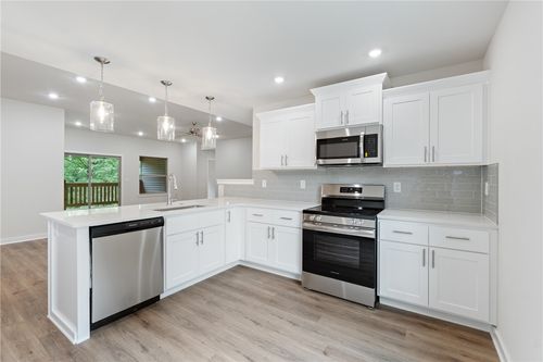 3 Islay Ln, Bella Vista, AR, 72715-3821 | Card Image