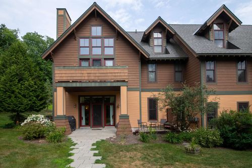 e-3-28 Carriage Ln, Proctorsville, VT, 05153 | Card Image