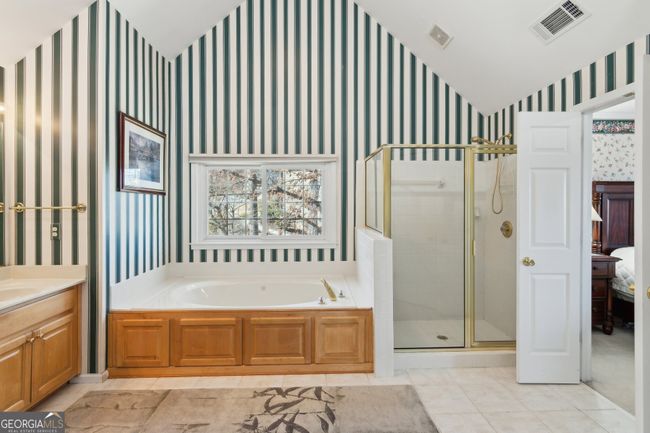 340 Ruby Forest Pkwy, House other with 4 bedrooms, 3 bathrooms and 2 parking in Suwanee GA | Image 28