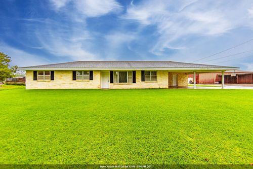 13272 Acorn St, Vacherie, LA, 70090-4428 | Card Image