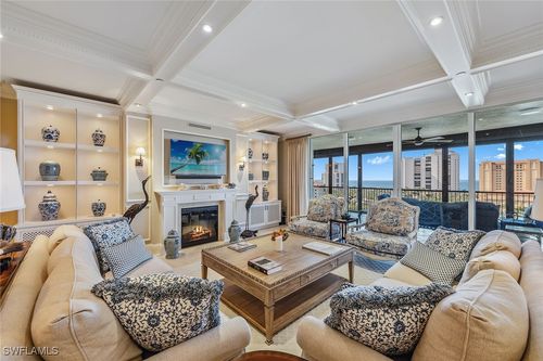 apt-903-8787 Bay Colony Dr, NAPLES, FL, 34108-0784 | Card Image