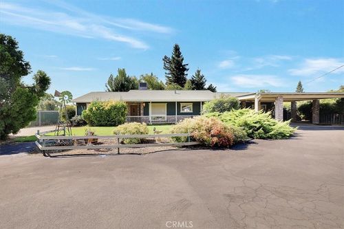 152 E Gridley Rd, Gridley, CA, 95948-9426 | Card Image