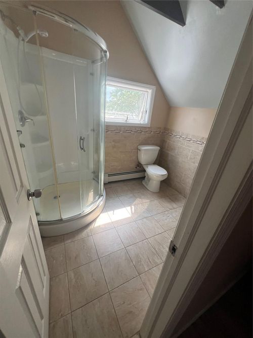 3 Van Buren St, Brentwood, NY, 11717-1410 | Card Image