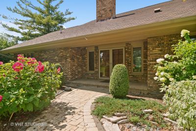 27894 W Lakeview Drive N, House other with 4 bedrooms, 3 bathrooms and 4 parking in Lake Barrington IL | Image 3