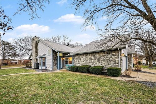 1596 Longbow Ln, West Carrollton, OH, 45449-2370 | Card Image