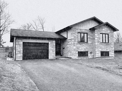 31 Jade Ave, Petawawa, ON, K8H0E5 | Card Image