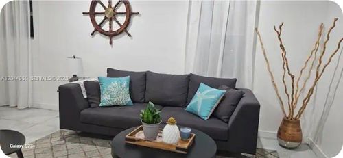 1-144 Nw 7th Ave, Dania Beach, FL, 33004-2757 | Card Image