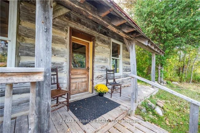 8744 Highway 60 Highway, Home with 3 bedrooms, 1 bathrooms and 20 parking in North Algona Wilberforce ON | Image 26