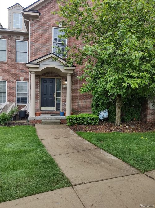 287 S Village Way, Canton, MI, 48188-3450 | Card Image