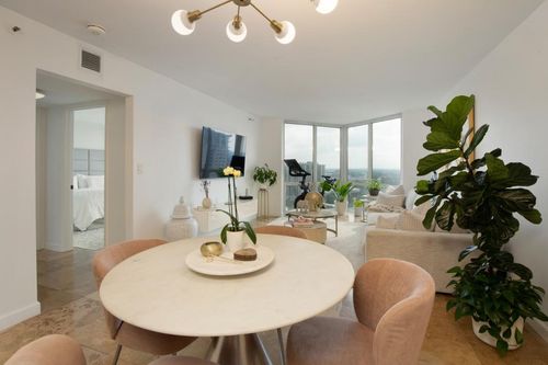 apt-2902-2870 Pharr Court South Nw, Atlanta, GA, 30305-2183 | Card Image