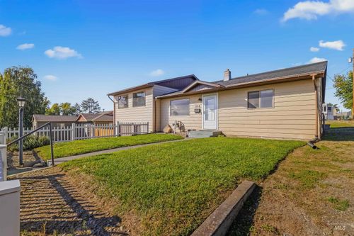 1514 7th St, Clarkston, WA, 99403-2726 | Card Image