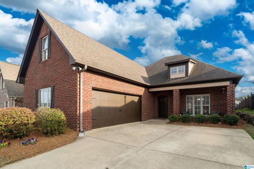 5877 Longview Ln, Trussville, AL, 35173-3633 | Card Image