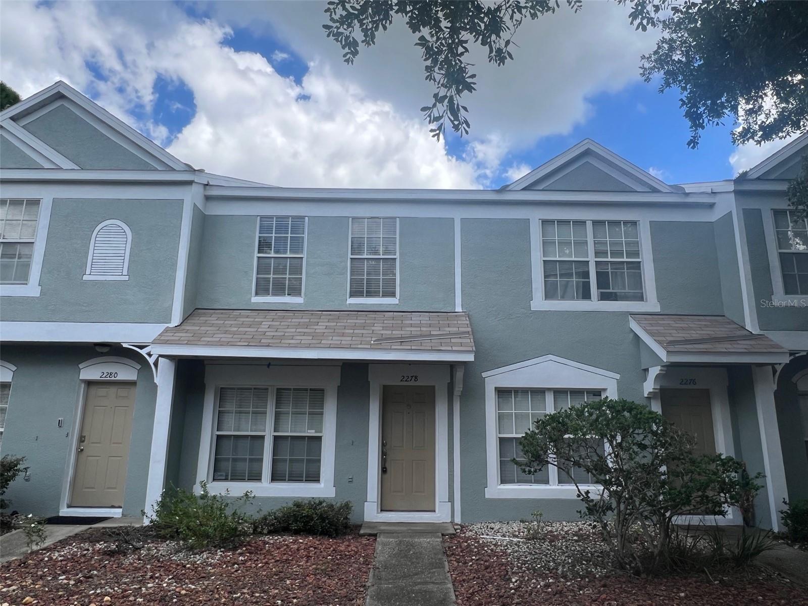 Lake Woodberry Cir, Brandon, FL 33510