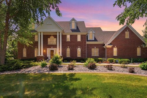 2125 Carriage Hills Drive, Delafield, WI, 53018 | Card Image
