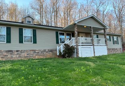 80 Yates Estates Circle, House other with 3 bedrooms, 2 bathrooms and 2 parking in Cedar Bluff VA | Image 1