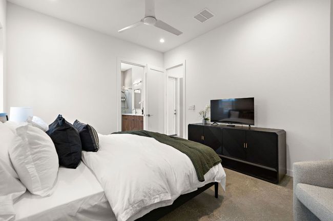1 - 1713 E M Franklin Ave, House other with 4 bedrooms, 3 bathrooms and null parking in Austin TX | Image 13