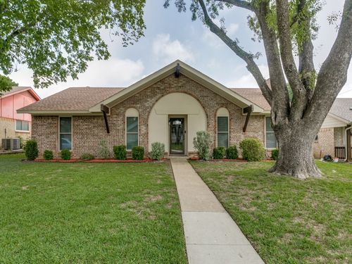 1607 Glenhill Ln, Lewisville, TX, 75077-2728 | Card Image