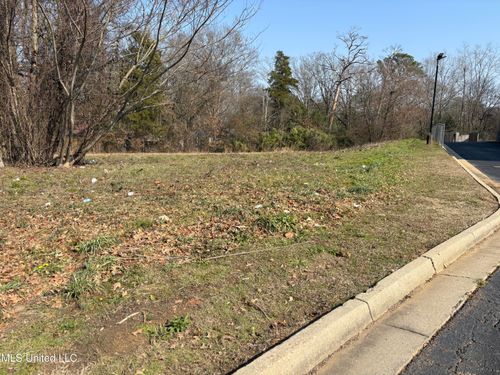 00 University Blvd, Jackson, MS, 39204 | Card Image