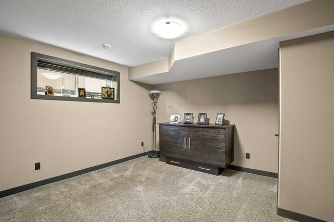 131 Cedar Square, House other with 5 bedrooms, 4 bathrooms and 7 parking in Blackfalds AB | Image 39