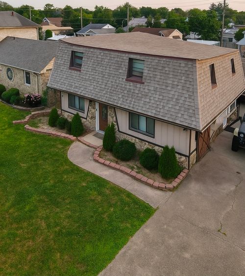 10530 82nd Ct, Palos Hills, IL, 60465-1847 | Card Image