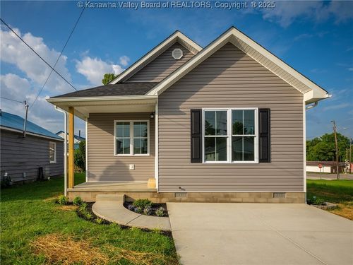 1206 12th St, Nitro, WV, 25143-1918 | Card Image