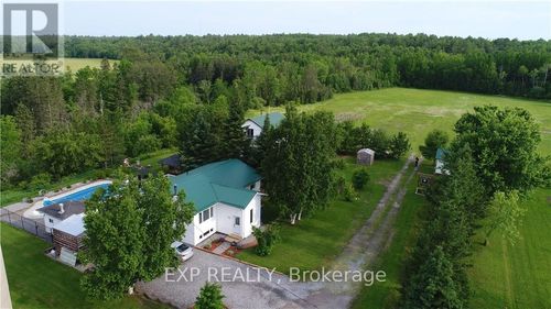 33 Dubeau St, Verner, ON, P0H2M0 | Card Image