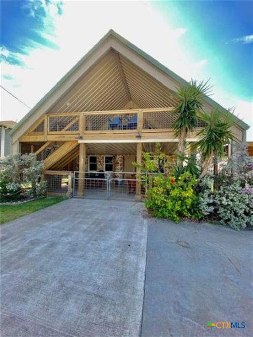 411 N Washington Ave, Port O Connor, TX, 77982-2020 | Card Image