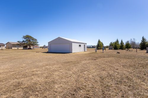 2402 Tracy Ct Nw, Bemidji, MN, 56601-5638 | Card Image