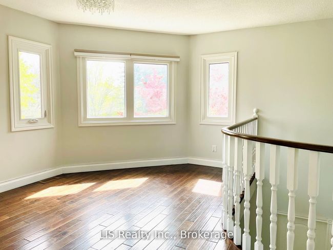 109 Treegrove Cir, House other with 5 bedrooms, 6 bathrooms and 5 parking in Aurora ON | Image 18