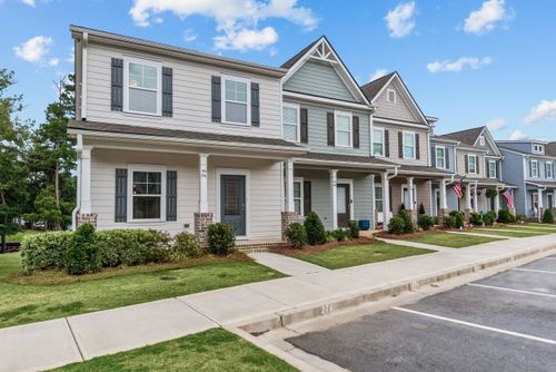 104 Crane Ln, Eatonton, GA, 31024-8257 | Card Image