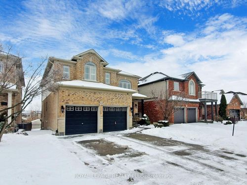 115 Candlewood Dr, Stoney Creek, ON, L8J0A3 | Card Image