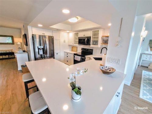 apt-813-5830 Trailwinds Dr, FORT MYERS, FL, 33907-8386 | Card Image