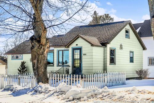 221 1st Ave W, Washburn, WI, 54891-1102 | Card Image