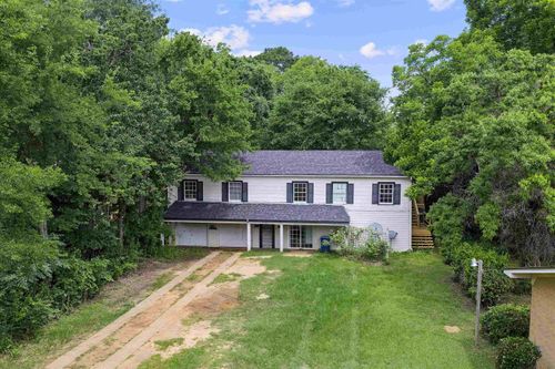 805 W Rusk St., Marshall, TX, 75670 | Card Image