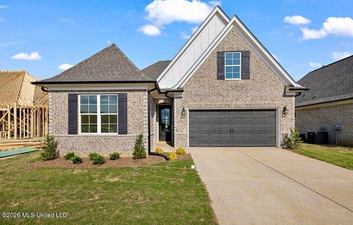838 Quitman Ct W, Nesbit, MS, 38651-1063 | Card Image