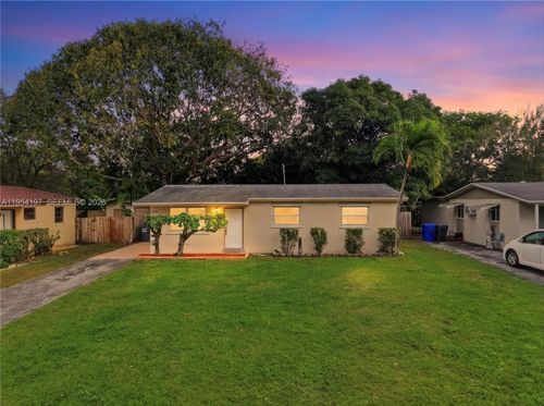 2341 N 61st Ter, Hollywood, FL, 33024 | Card Image