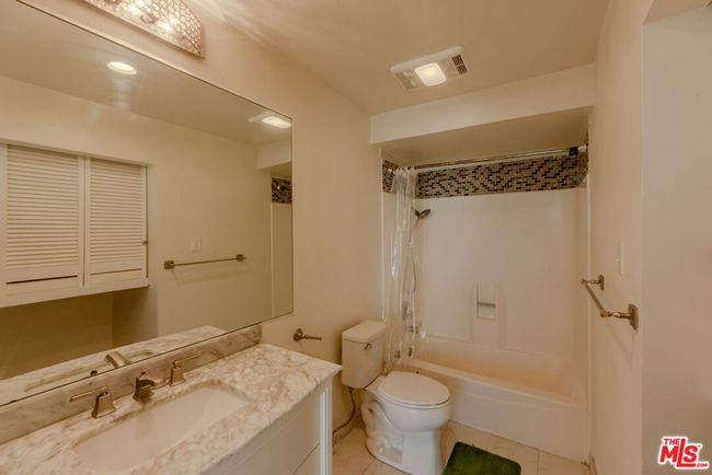 361 - 525 S Ardmore Ave, Condo with 0 bedrooms, 1 bathrooms and 1 parking in Los Angeles CA | Image 7