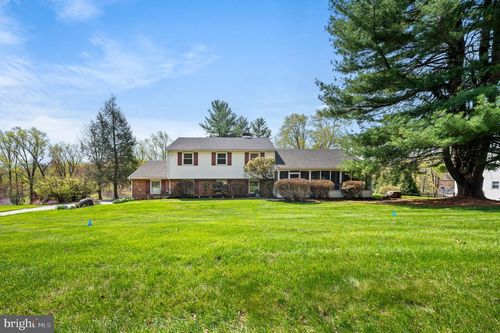 6 Mulberry Rd, GLEN MILLS, PA, 19342-1310 | Card Image