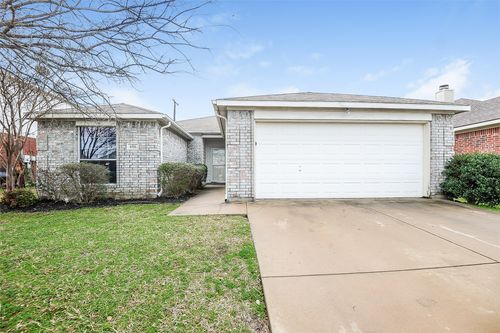 4521 Badlands Dr, Fort Worth, TX, 76179-4343 | Card Image