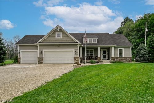 9277 German Church Rd, North Benton, OH, 44449-9774 | Card Image